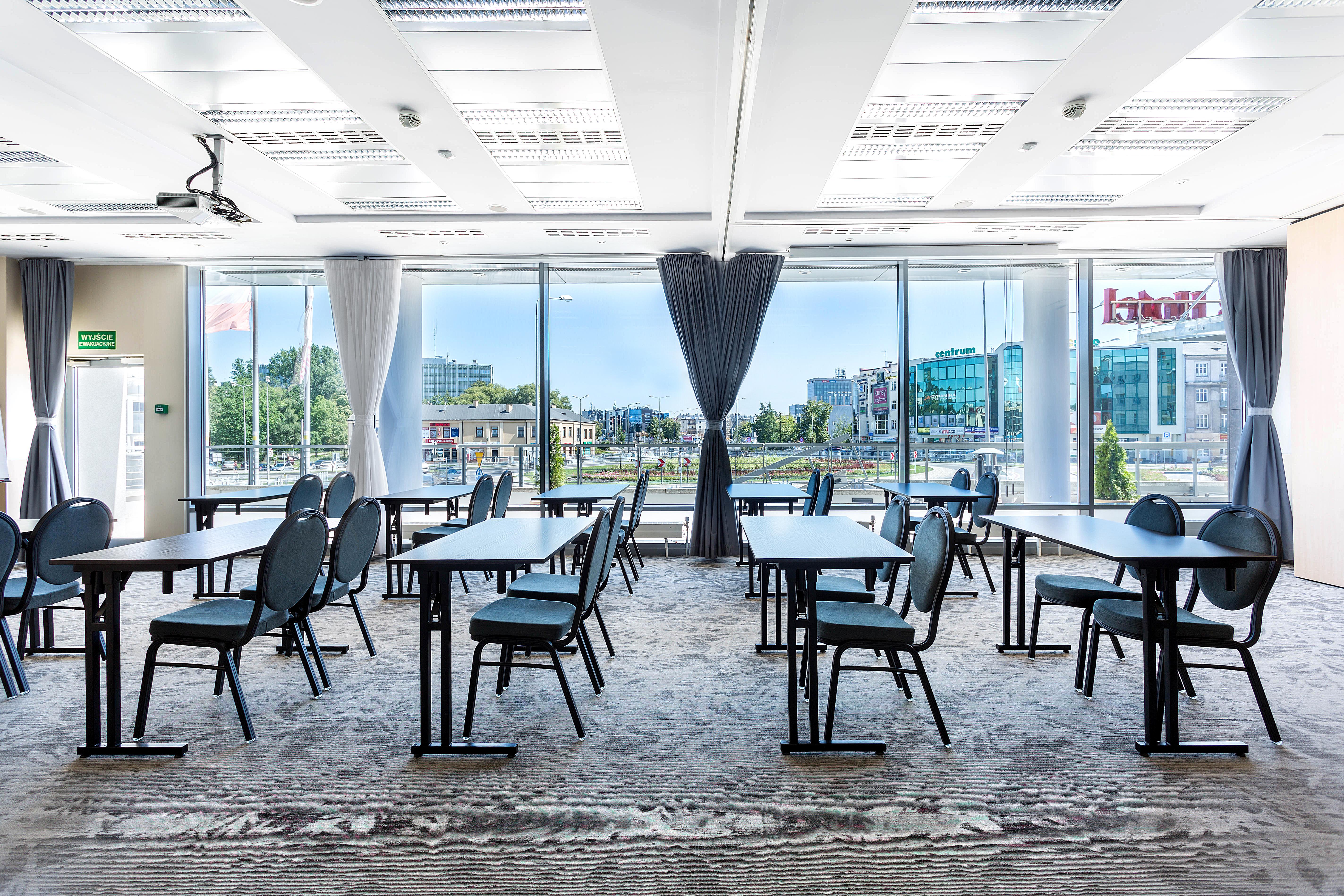 Qubus Hotel Kielce Ngoại thất bức ảnh