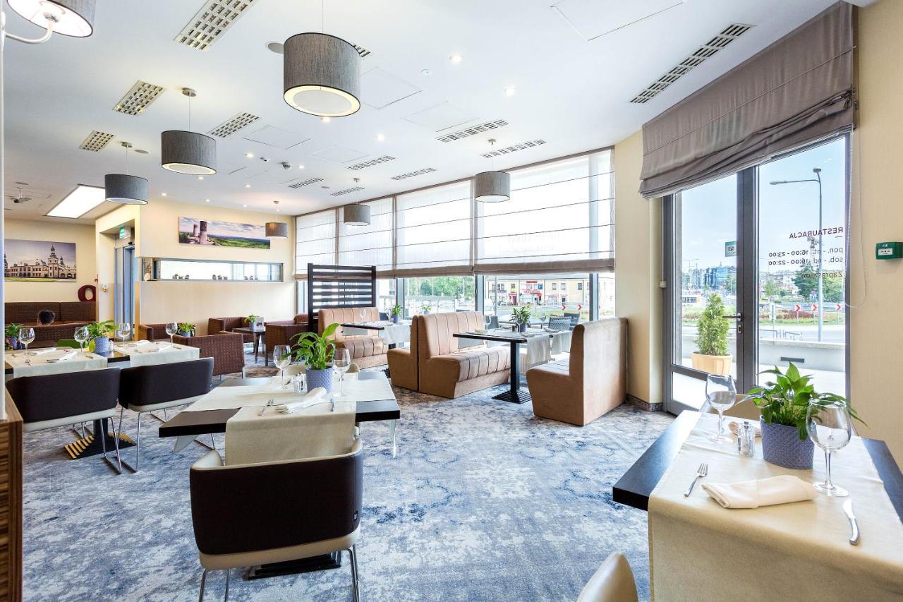 Qubus Hotel Kielce Ngoại thất bức ảnh